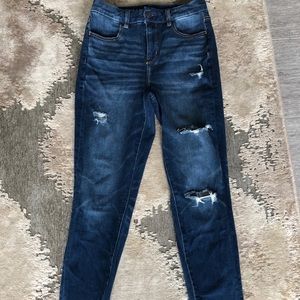 AE Distressed Jegging